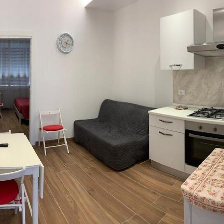 Ema'S Place Apartman Savona Kültér fotó